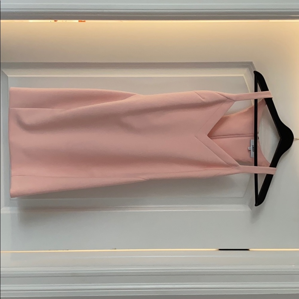 Great dress . Worn once